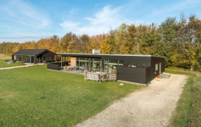 Nice Home In Hadsund With Sauna